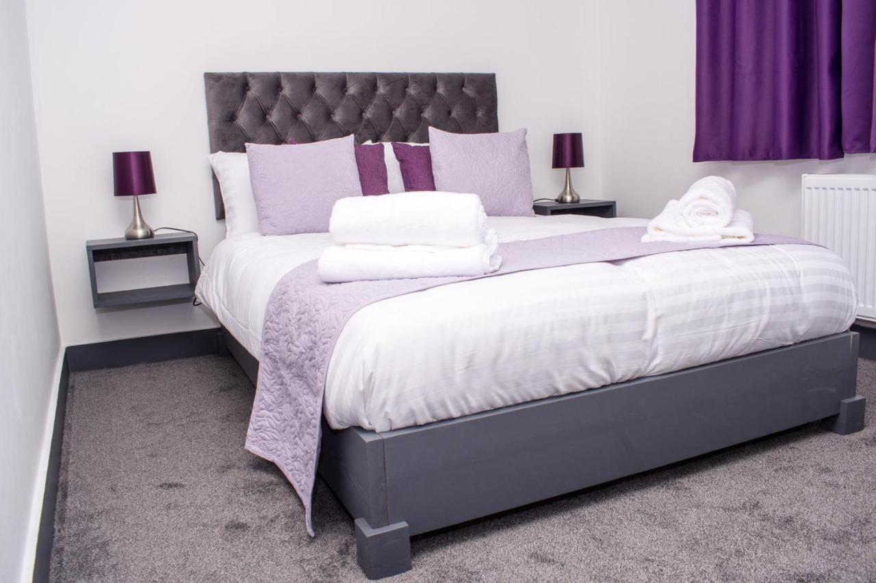 Homestay In Birmingham Sleeps 8 - Free Parking & Wifi المظهر الخارجي الصورة