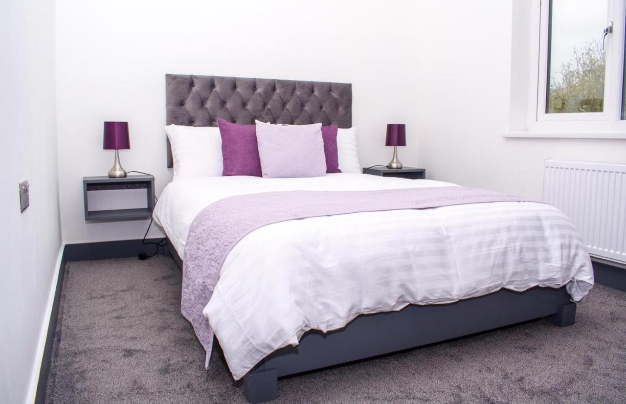 Homestay In Birmingham Sleeps 8 - Free Parking & Wifi المظهر الخارجي الصورة
