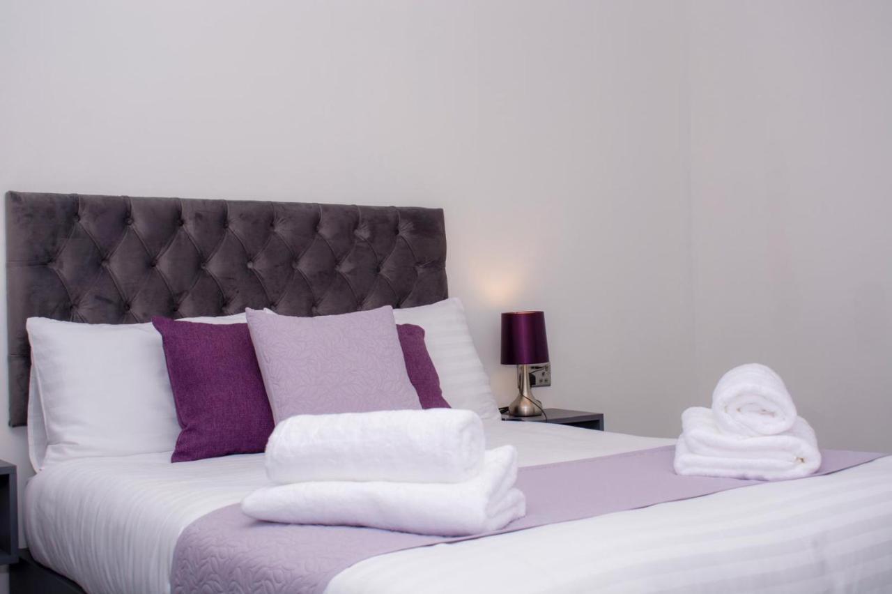 Homestay In Birmingham Sleeps 8 - Free Parking & Wifi المظهر الخارجي الصورة